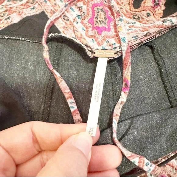 Free people•Heart Snatcher Jumpsuit Wide Leg Spaghetti Strap V-Neck Extra Small - Picture 5 of 10